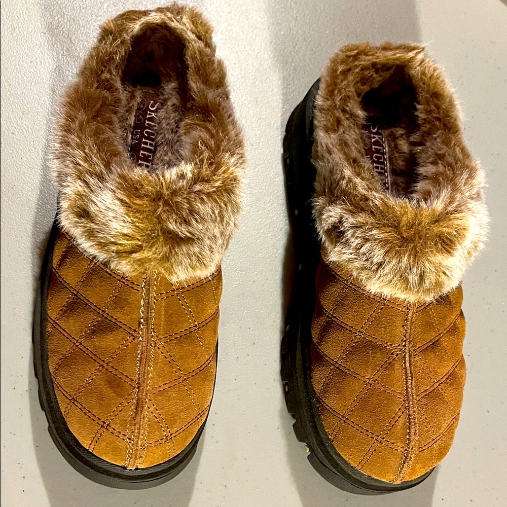 Skechers Women's Tan Fur-Lined Slip-on Shoes